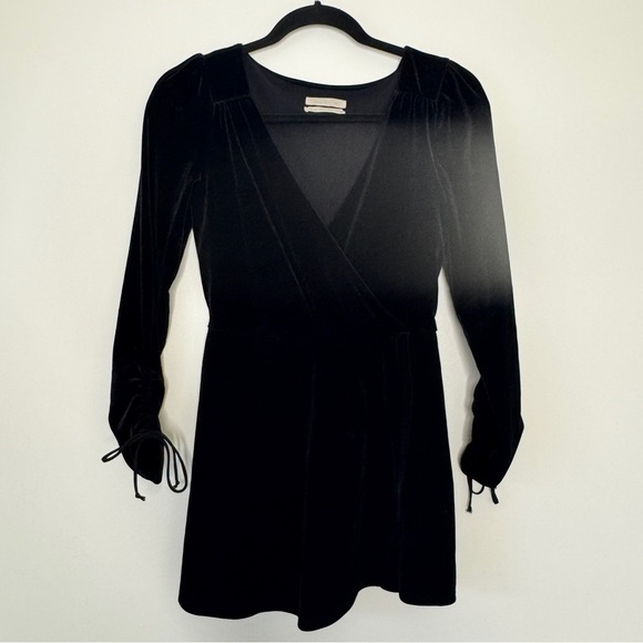 Urban Outfitters Velvet Jumpsuit Romper UO Black Ballet Wrap Dress Velour Sz S - Picture 2 of 16